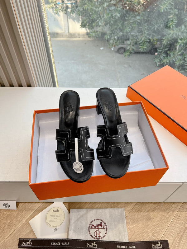 HM 25C Oasis sandal Black Leather 202837