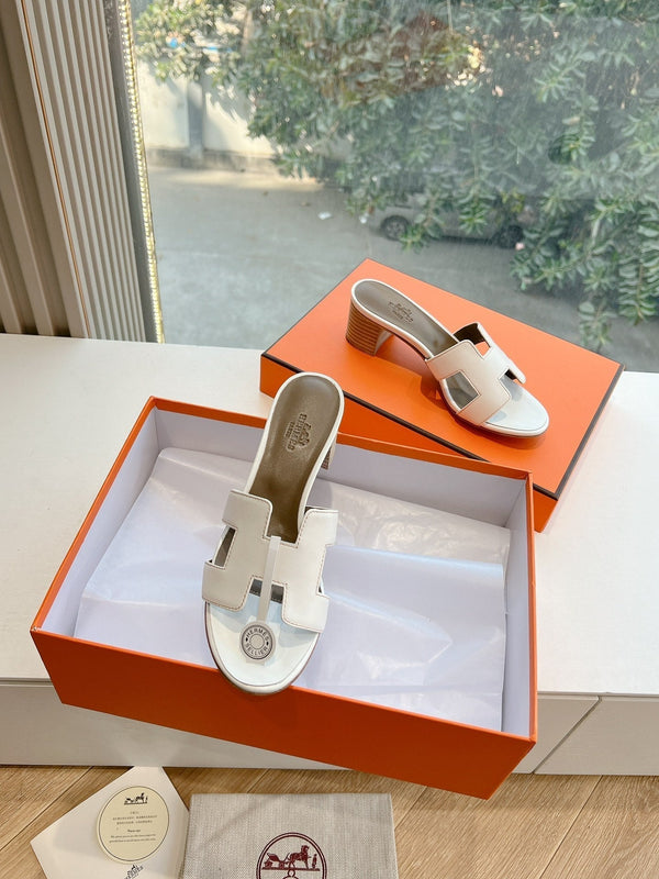 HM 25C Oasis sandal White Leather 202840