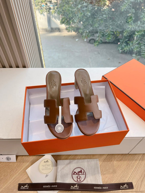 HM 25C Oasis sandal Caramel Brown Leather 202841