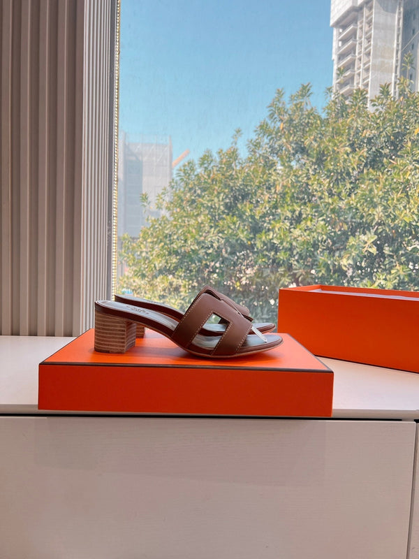 HM 25C Oasis sandal Caramel Brown Leather 202841