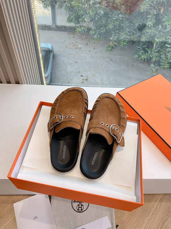 HM 25 Key Mule Gold Suede