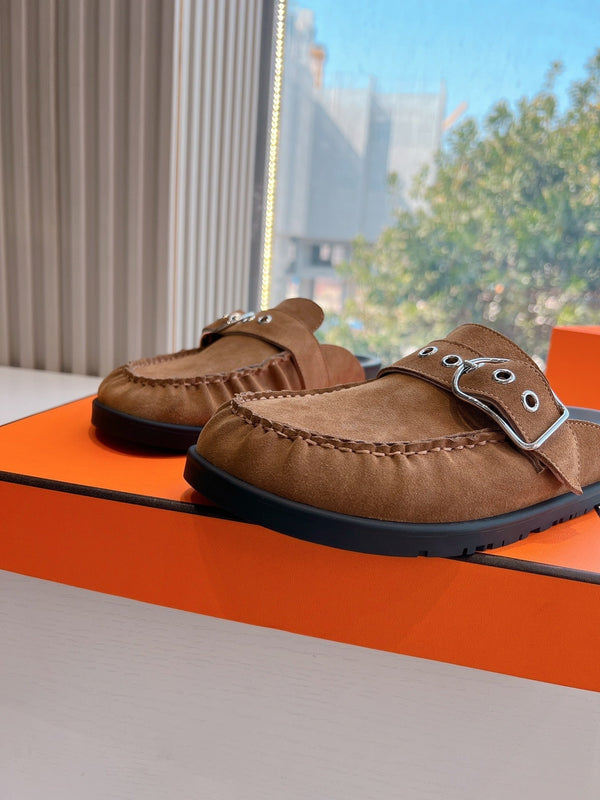 HM 25 Key Mule Gold Suede