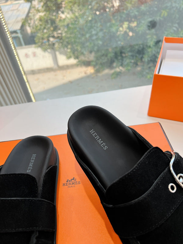 HM 25 Key Mule Black Suede