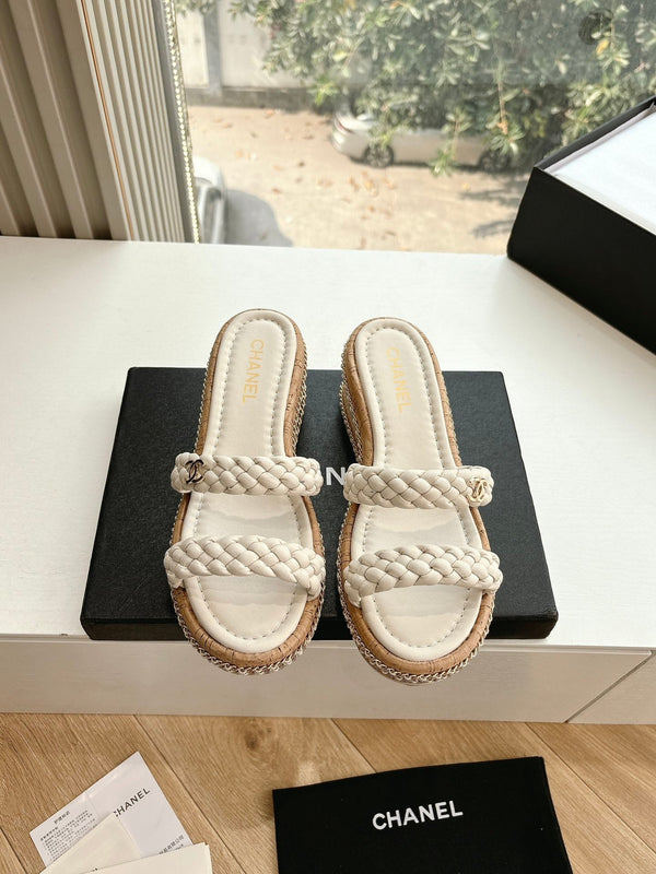 CC Sandals Cream original braided 6cm lambskin 202893