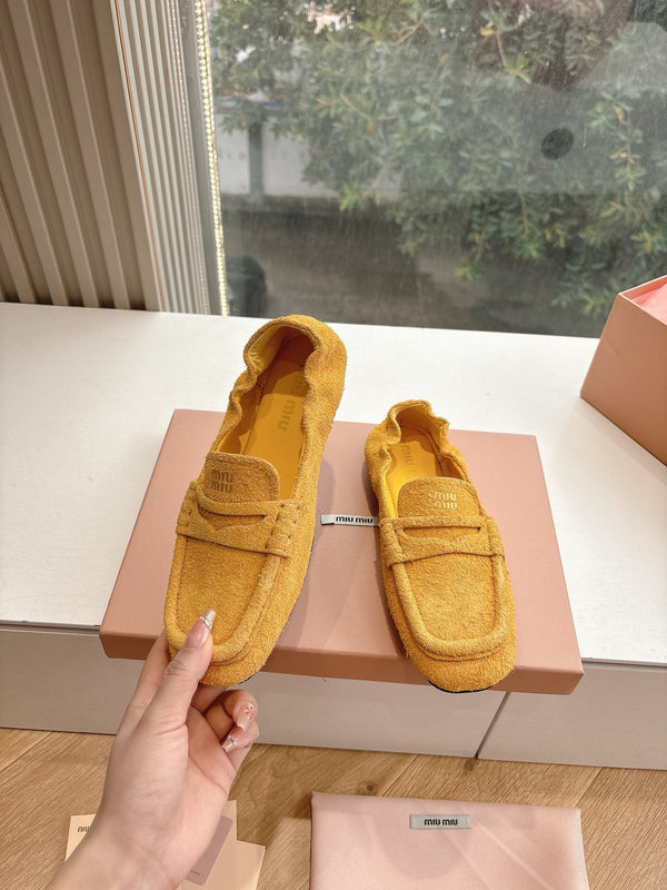 Miu G027 Orange Suede leather Loafer 223899