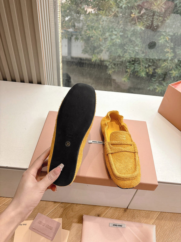 Miu G027 Orange Suede leather Loafer 223899