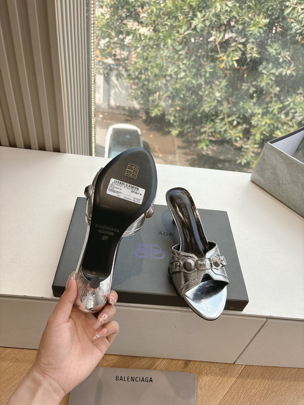 CAGOLE MID-HEEL MULES IN SILVER METALLIC CALFSKIN