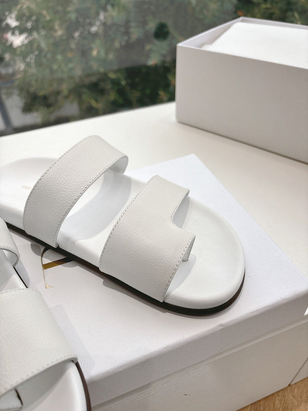 Hugh Sandal in White Cowhide 286180