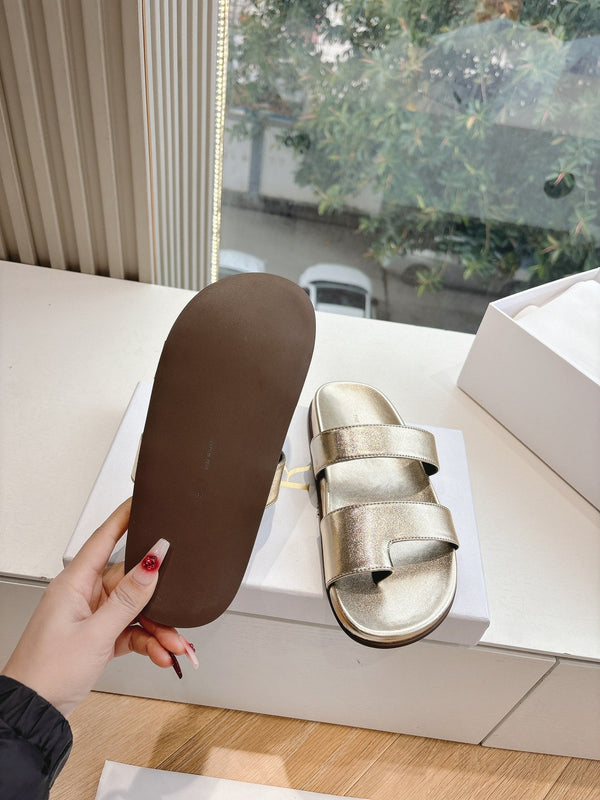 Hugh Sandal in Gold Metallic Cowhide 286182