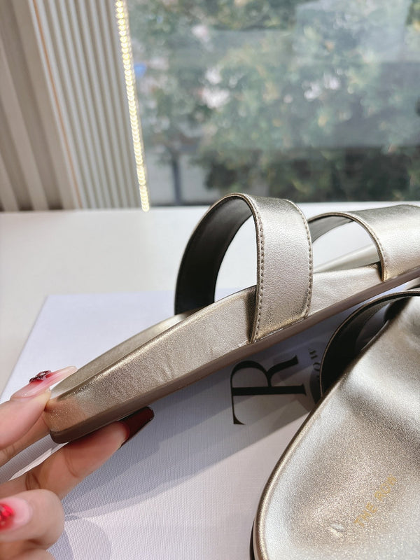 Hugh Sandal in Gold Metallic Cowhide 286182