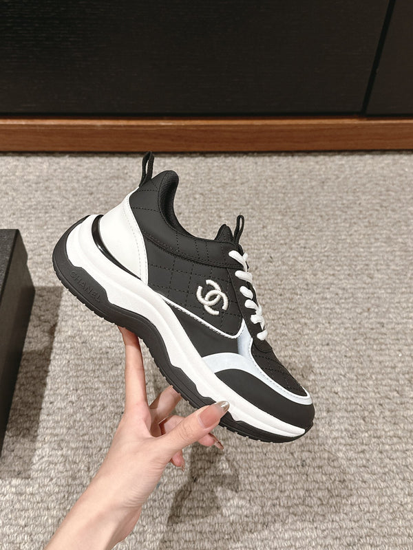 CC CLASSIC SNEAKER IN BLACK MIX WHITE LAMBSKIN