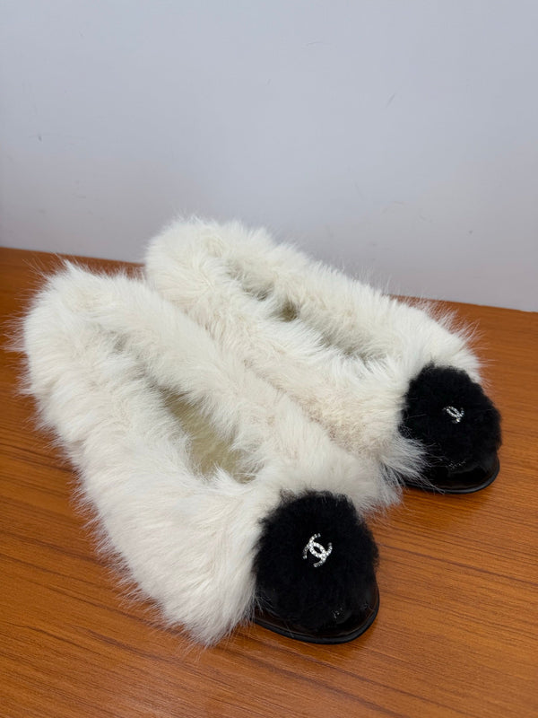 CC Coco Neige 25/26 Ballet Flats Black Suede White Furry
