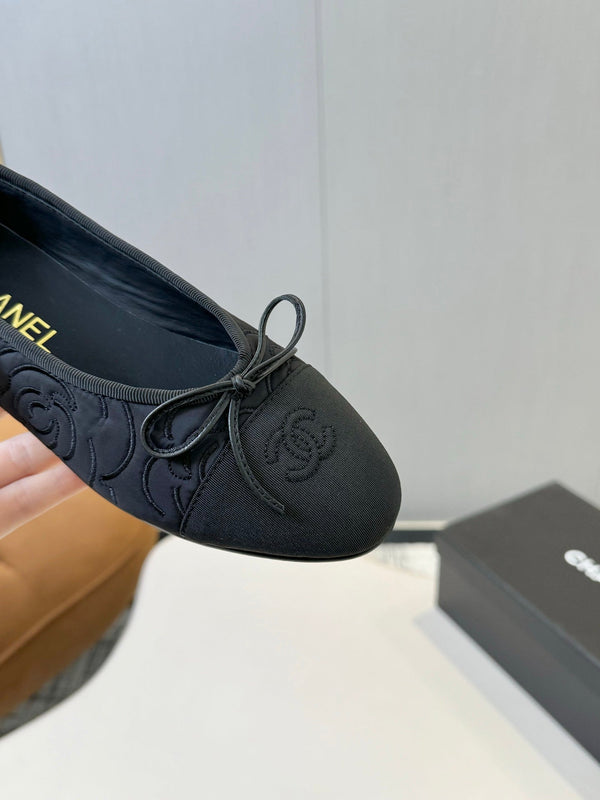 CC 25ss Métiers d’art Ballet Flats 10mm Black Fabric Grosgrain 417041