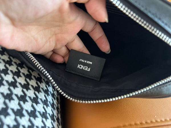 CLUTCH 22 WITH FF MOTIF IN DARK GRAY TEXTURED FABRIC AND BLACK LAMBSKIN TRIM