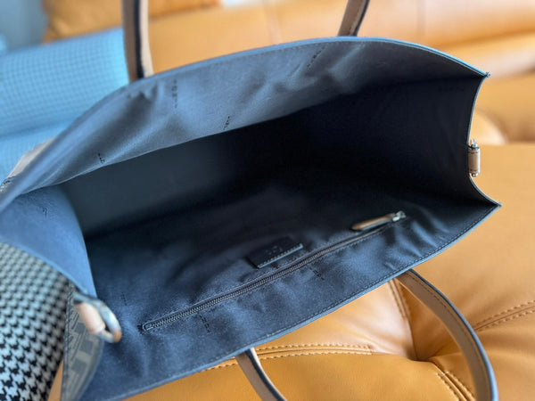 BORSA FENDI 38 FF MONOGRAM FF CAMMELLO IN PELLE DI VITELLO MARRONE CON TRACOLLA