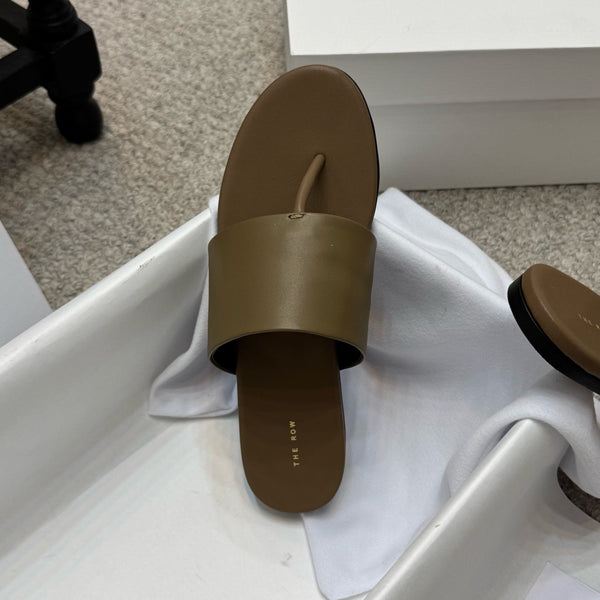 Signum Flat Sandal in Brown Calfskin 290732