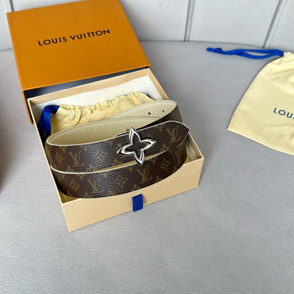LV MINI FLOWERGRAM 30MM REVERSIBLE BELT IN WHITE EMBOSSED CALFSKIN SILVER HARDWARE