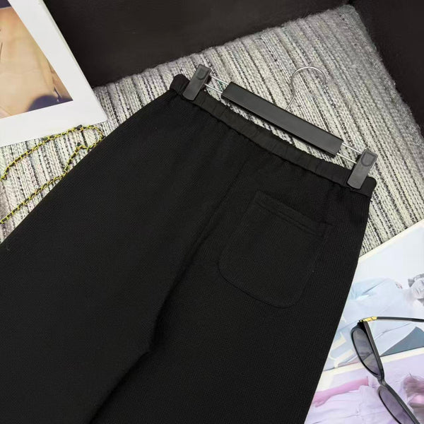 Chanel Pantalon en Laine Noir 2025 318973
