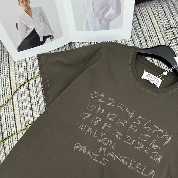 MM6 Crew Neck Short-Sleeved T-Shirt Taupe Cotton 387960
