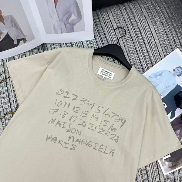MM6 Crew Neck Short-Sleeved T-Shirt Beige Cotton 387959