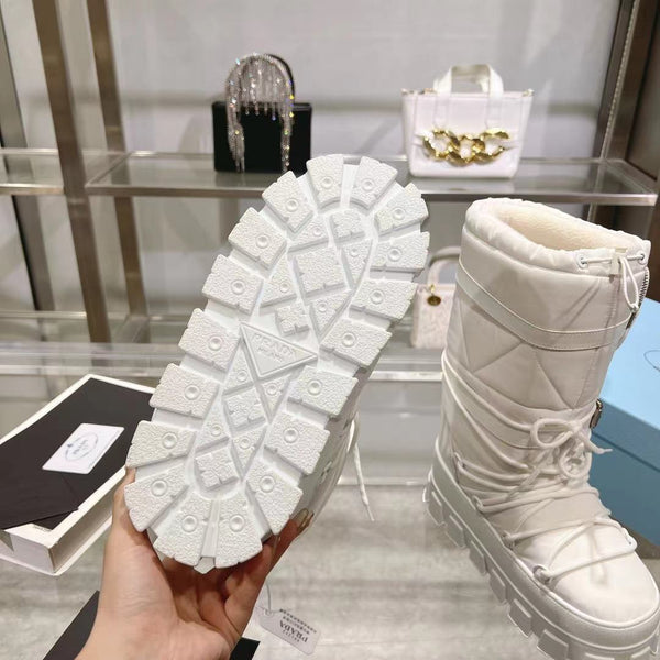 SCARPONI DA SCI IN RE-NYLON CON BORSA BIANCA