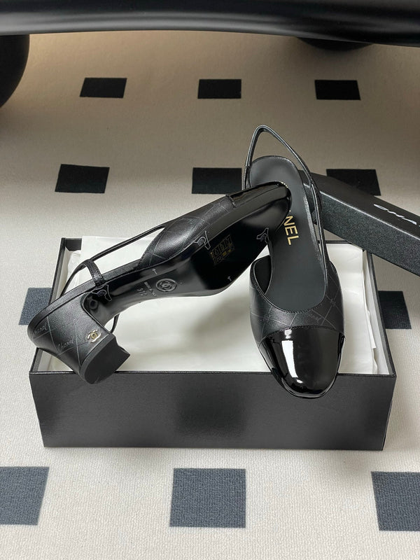 CC 25P Black Quilted Calfskin