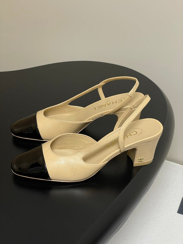 CC 25P Beige Black Quilted Calfskin