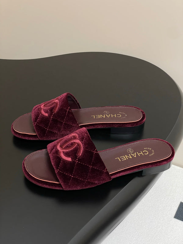 25S Embroidery Double C Mule 15mm Wine Velvet 247579