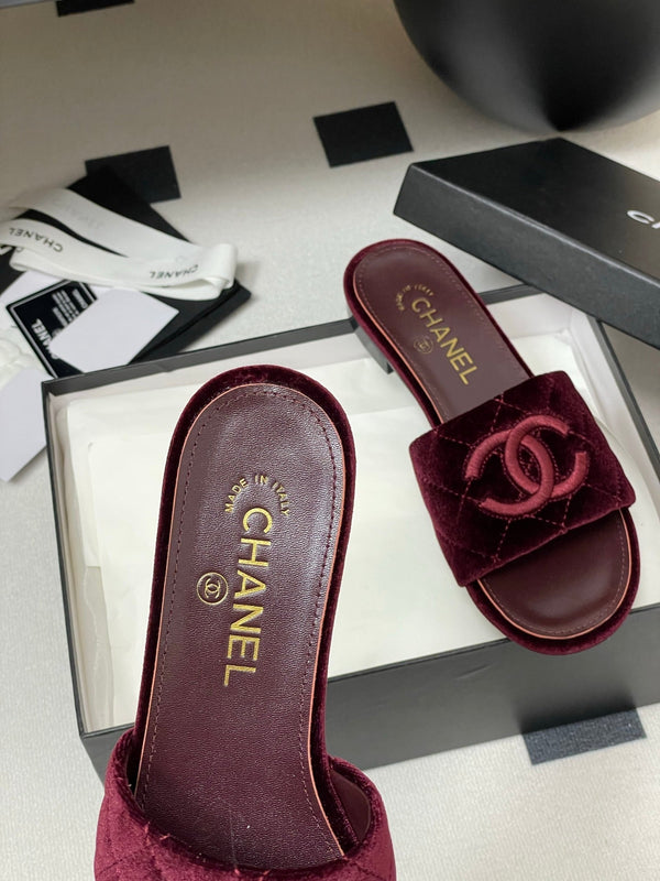 25S Embroidery Double C Mule 15mm Wine Velvet 247579