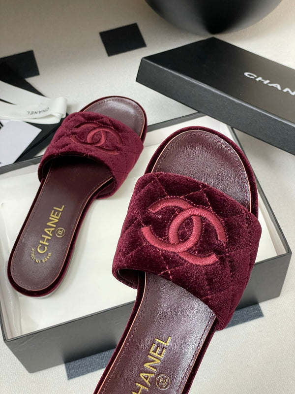 25S Embroidery Double C Mule 15mm Wine Velvet 247579