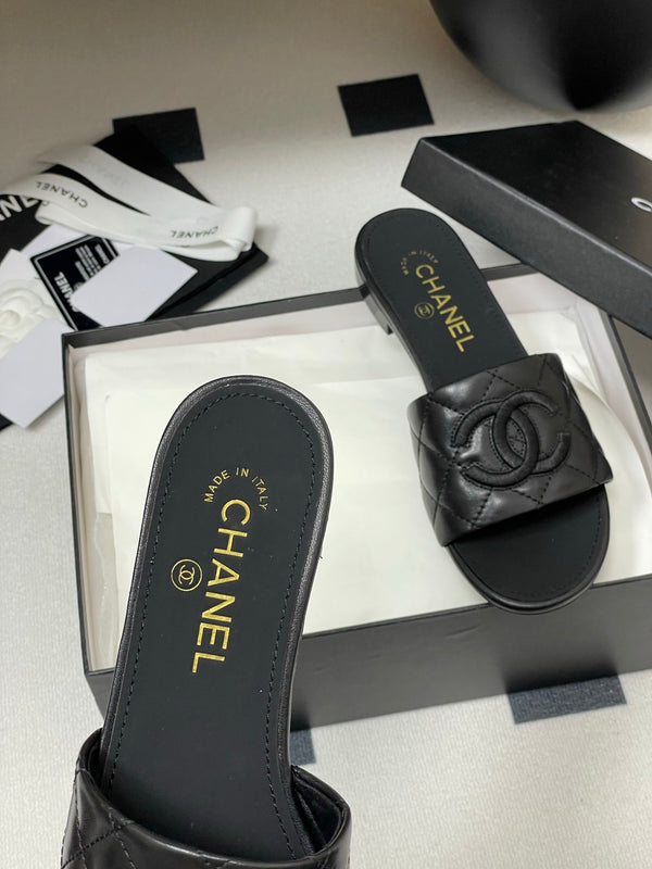 25S Embroidery Double C Mule 15mm Black Lambskin 247582