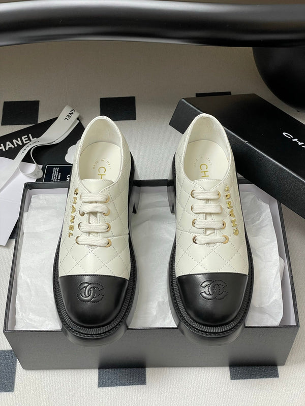 CC 25K Thick-Soled 45mm Loafer White Black Lambskin 247707