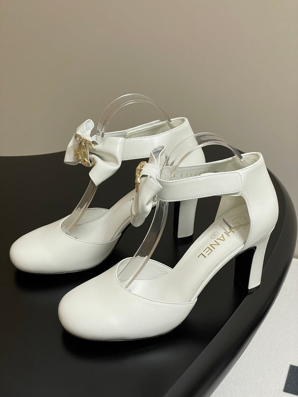 CC 25S Double C Rhinestone Buckle Bow High Heel Pump 85 White Sheepskin 247572