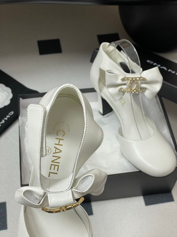 CC 25S Double C Rhinestone Buckle Bow High Heel Pump 85 White Sheepskin 247572