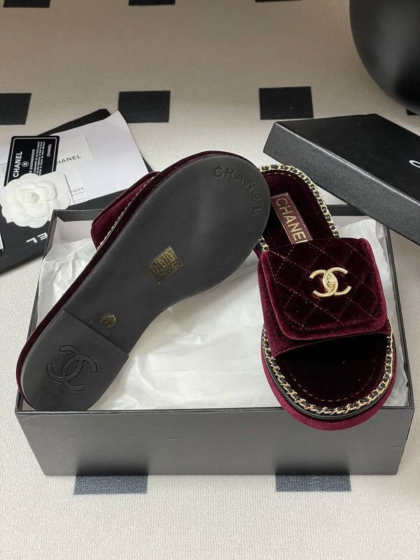 CC 25S Chain Ring Edge Buckle Bag Mule Sandal Wine Velvet 247584
