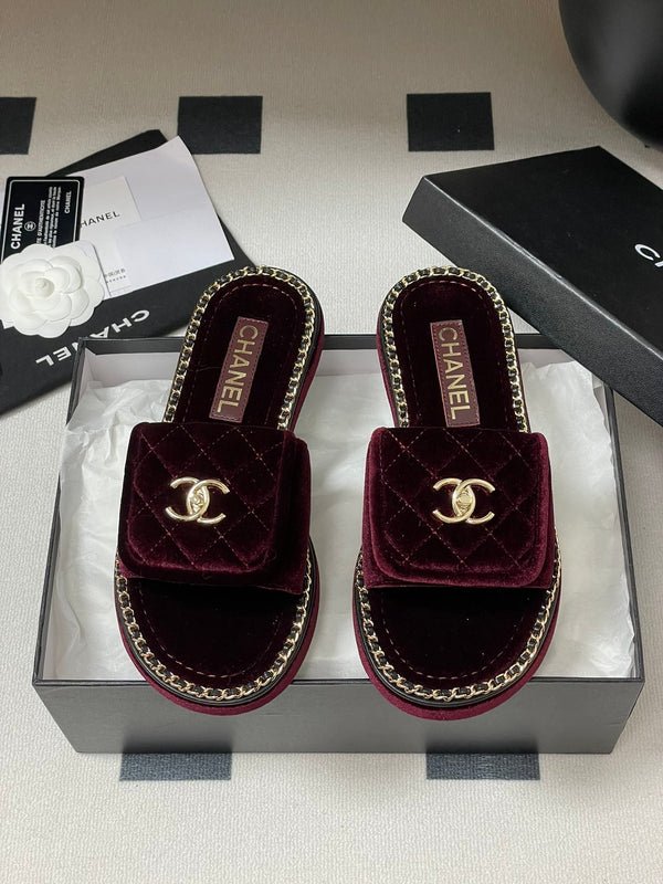 CC 25S Chain Ring Edge Buckle Bag Mule Sandal Wine Velvet 247584