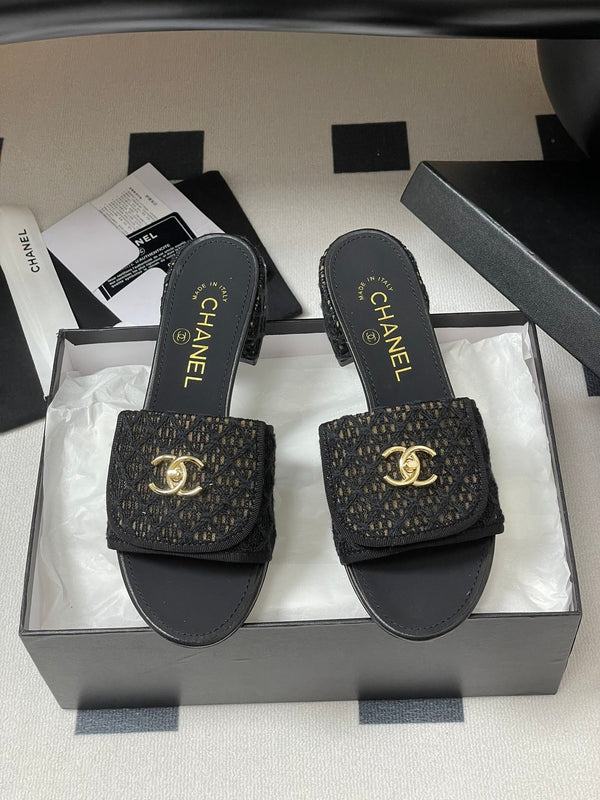 CC 25S Sandalo con fibbia e mulo 50mm Tessuto di pizzo nero e pelle di pecora 247593