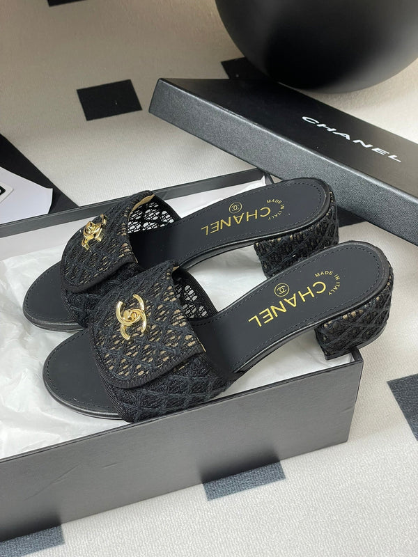 CC 25S Sandalo con fibbia e mulo 50mm Tessuto di pizzo nero e pelle di pecora 247593