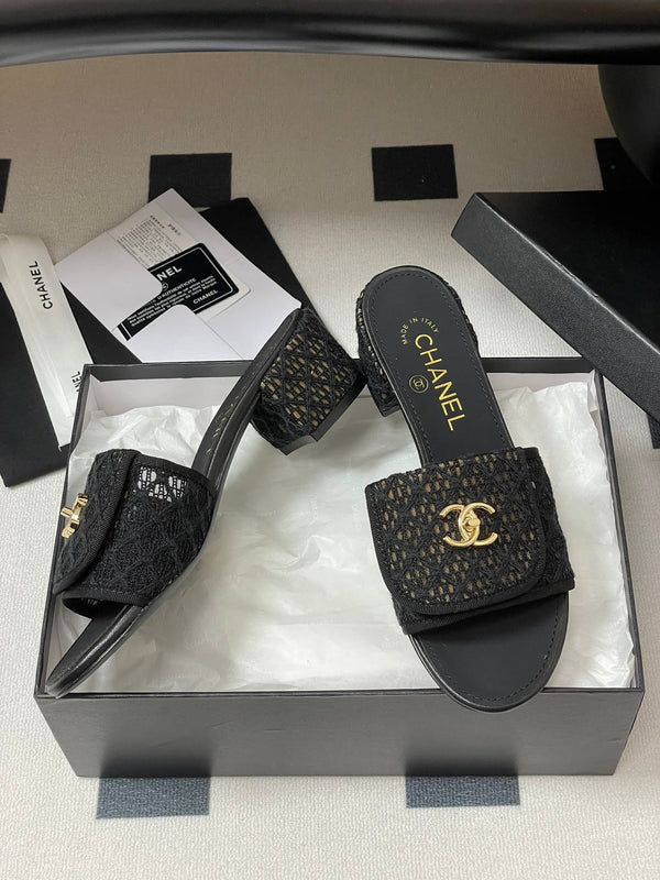 CC 25S Sandalo con fibbia e mulo 50mm Tessuto di pizzo nero e pelle di pecora 247593