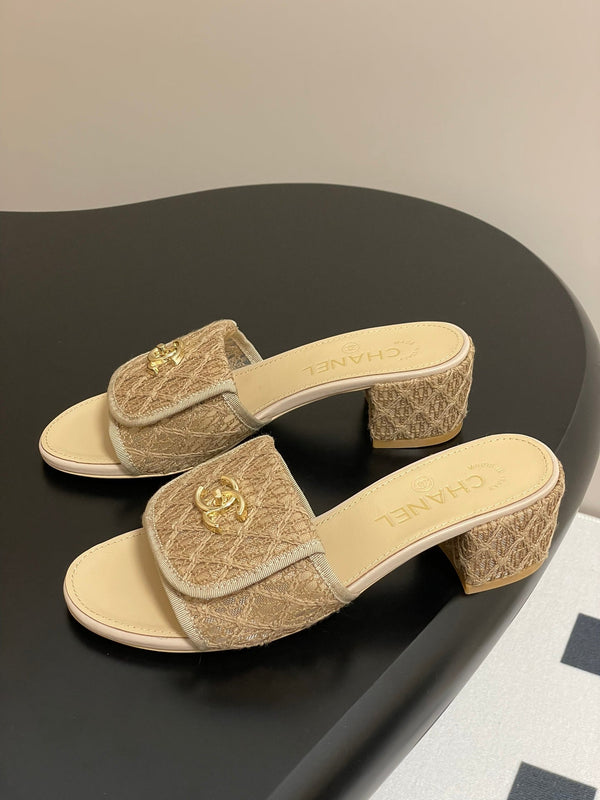 CC 25S Sandalo con fibbia e mulo 50mm Tessuto in pizzo beige e pelle di pecora 247595