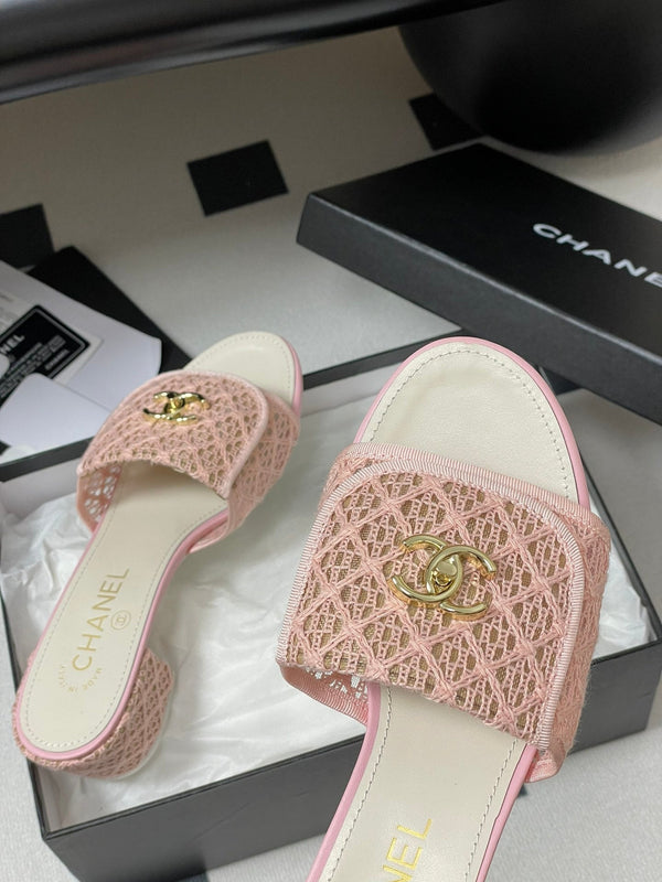 CC 25S Buckle Bag Mule Sandal 50mm Pink Lace Fabric and White Sheepskin 247596