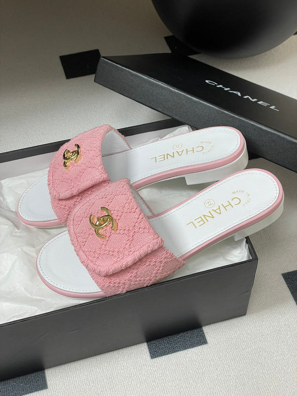 CC 25S Buckle Bag Mule Pink Fabric White Sheepskin 247599