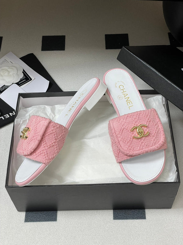 CC 25S Buckle Bag Mule Pink Fabric White Sheepskin 247599