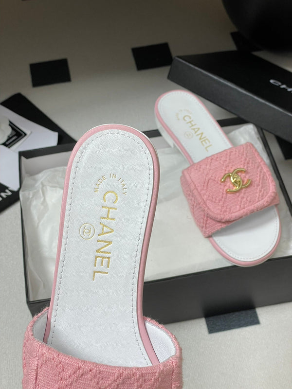 CC 25S Buckle Bag Mule Pink Fabric White Sheepskin 247599