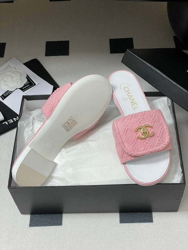 CC 25S Buckle Bag Mule Pink Fabric White Sheepskin 247599