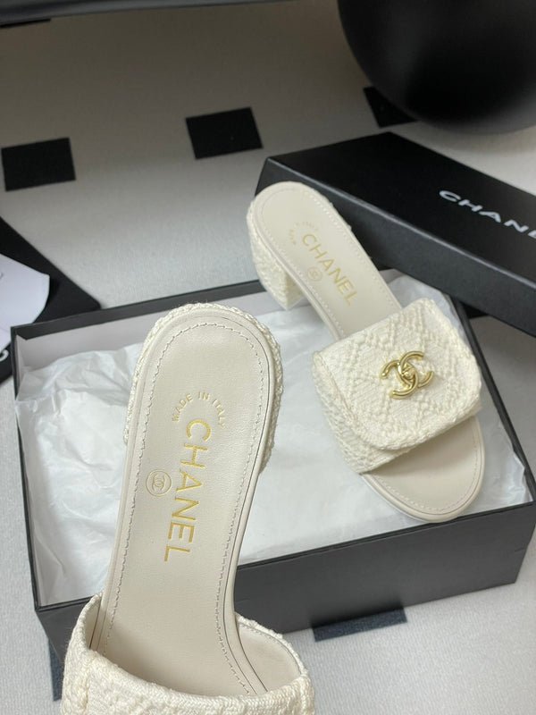 CC 25S Buckle Bag Mule Sandal 50mm White Fabric and Sheepskin 247601