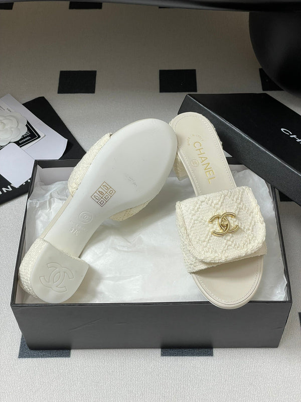 CC 25S Buckle Bag Mule Sandal 50mm White Fabric and Sheepskin 247601