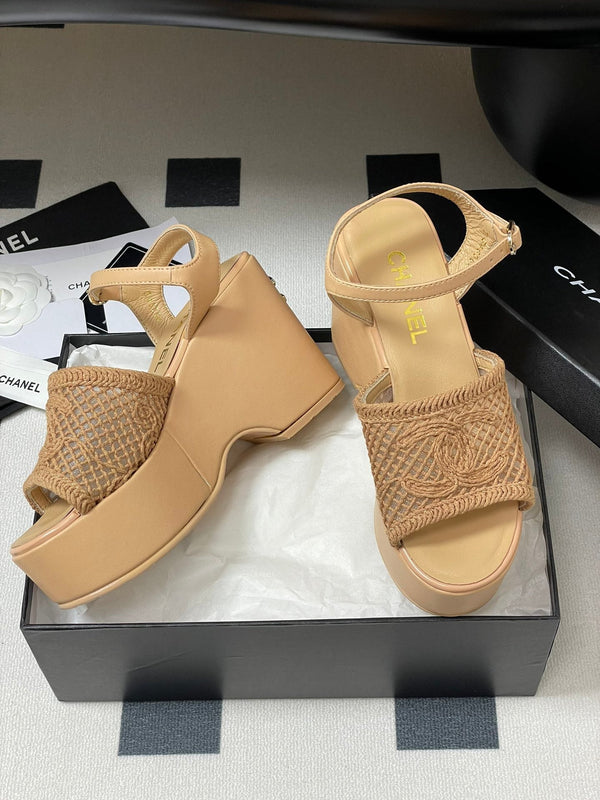 CC 25S Small Wedge Thick-Soled Sandal 10cm Beige Woven 247603