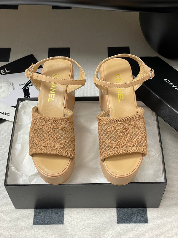 CC 25S Small Wedge Thick-Soled Sandal 10cm Beige Woven 247603