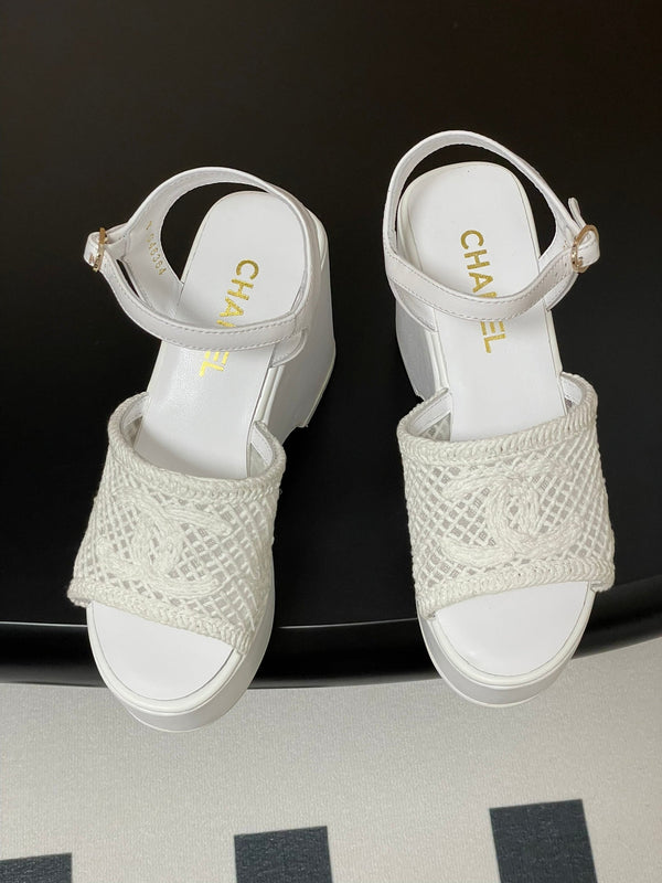 CC 25S Sandalo con zeppa piccola e suola spessa 10 cm Bianco intrecciato 247605